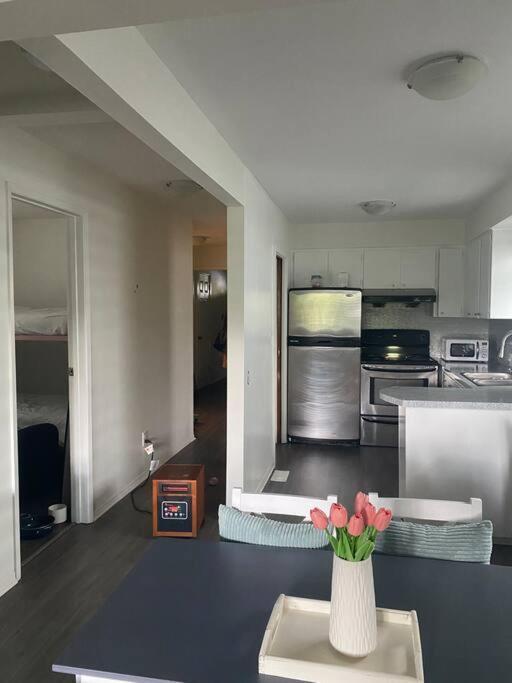 4 Bedroom Upper Level Kits Home Vancouver Zewnętrze zdjęcie