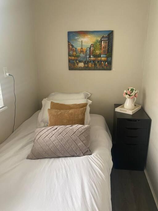 4 Bedroom Upper Level Kits Home Vancouver Zewnętrze zdjęcie